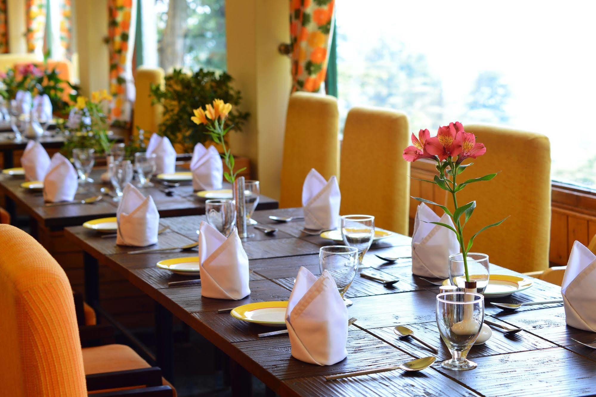 Honeymoon Inn Shimla Ngoại thất bức ảnh