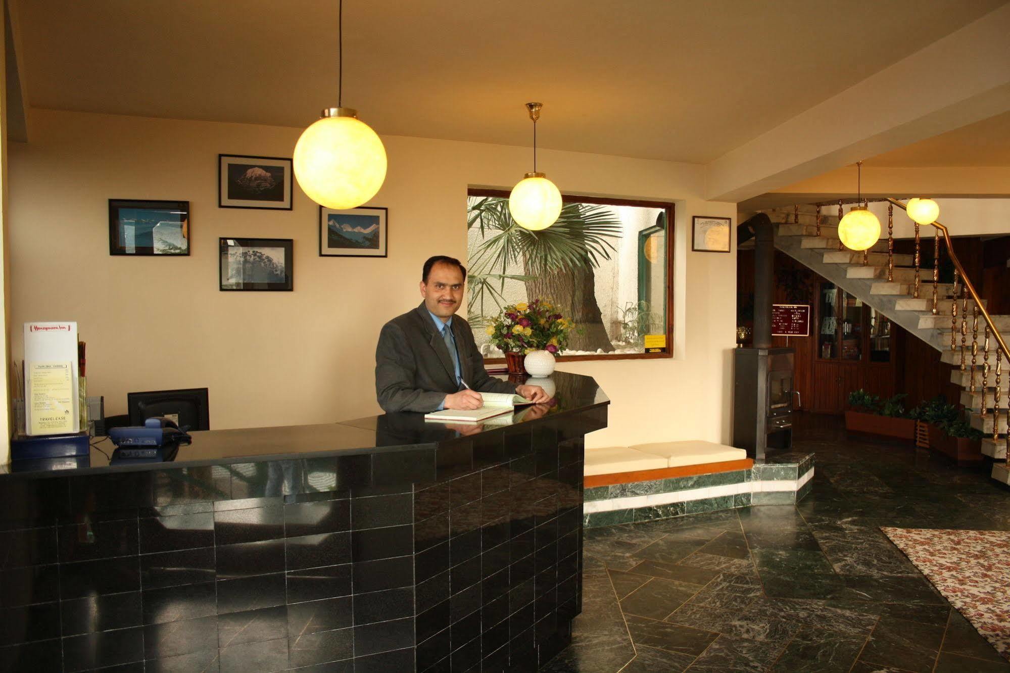 Honeymoon Inn Shimla Ngoại thất bức ảnh